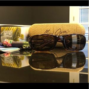 Maui Jim Stingray sunglasses
